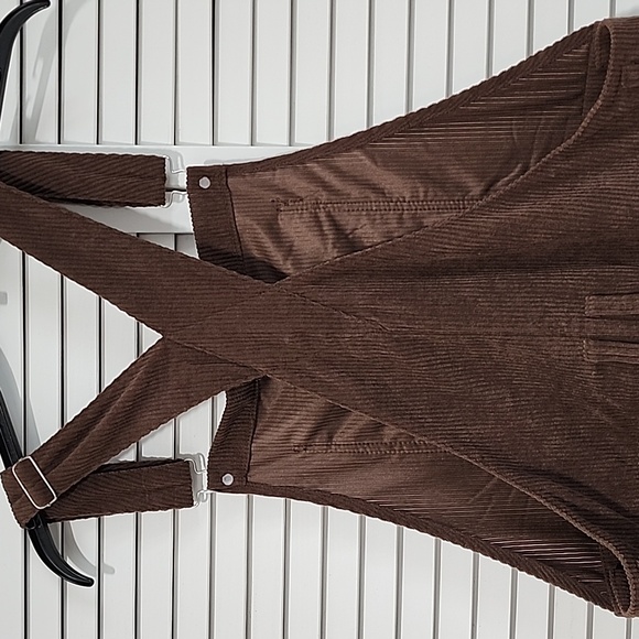 Women's Oversized Brown Corduroy Overalls. Adjustable Straps. OS - Picture 8 of 13